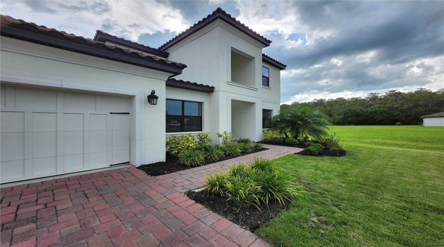 KISSIMMEE, Florida 34746, 5 Bedrooms Bedrooms, ,3 BathroomsBathrooms,Residential,For Sale,AGOSTINO,0,MFRO6367931