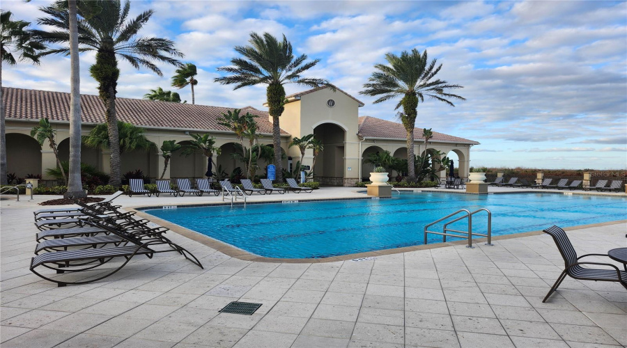 KISSIMMEE, Florida 34746, 5 Bedrooms Bedrooms, ,3 BathroomsBathrooms,Residential,For Sale,AGOSTINO,0,MFRO6367931