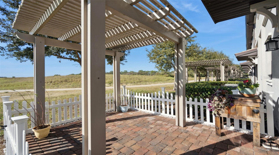 DAVENPORT, Florida 33896, 3 Bedrooms Bedrooms, ,2 BathroomsBathrooms,Residential,For Sale,ROYAL ST GEORGE,0,MFRO6367462