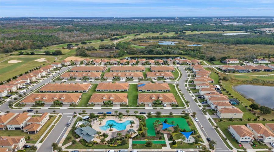 DAVENPORT, Florida 33896, 3 Bedrooms Bedrooms, ,2 BathroomsBathrooms,Residential,For Sale,ROYAL ST GEORGE,0,MFRO6367462