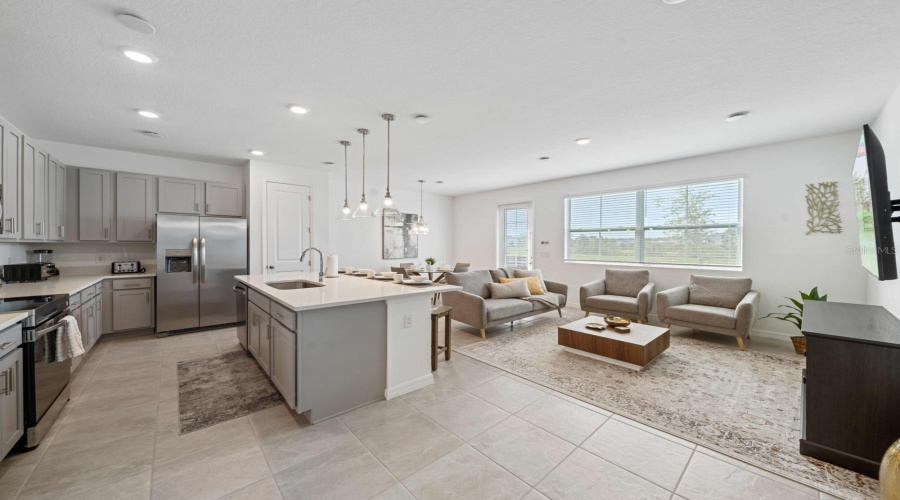 DAVENPORT, Florida 33896, 3 Bedrooms Bedrooms, ,2 BathroomsBathrooms,Residential,For Sale,LONGBOAT,0,MFRS5140314