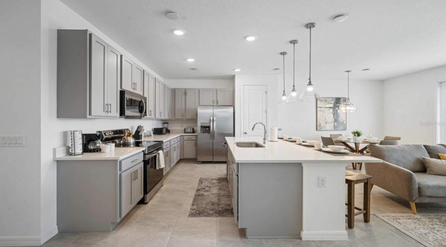 DAVENPORT, Florida 33896, 3 Bedrooms Bedrooms, ,2 BathroomsBathrooms,Residential,For Sale,LONGBOAT,0,MFRS5140314