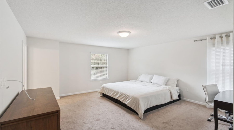 KISSIMMEE, Florida 34747, 6 Bedrooms Bedrooms, ,4 BathroomsBathrooms,Residential,For Sale,RHODES,0,MFRO6367887