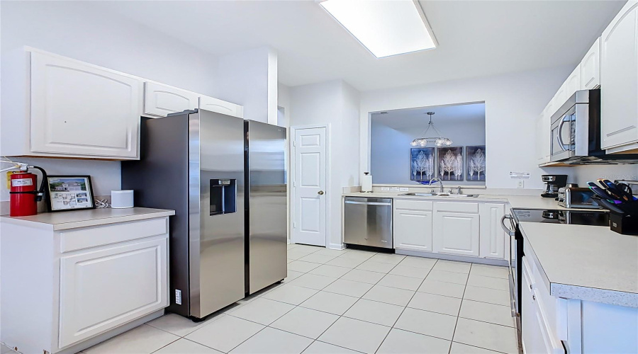 KISSIMMEE, Florida 34747, 5 Bedrooms Bedrooms, ,5 BathroomsBathrooms,Residential,For Sale,DAULBY,0,MFRO6367961