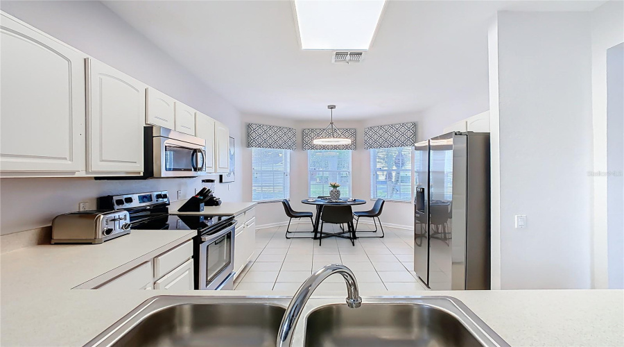 KISSIMMEE, Florida 34747, 5 Bedrooms Bedrooms, ,5 BathroomsBathrooms,Residential,For Sale,DAULBY,0,MFRO6367961