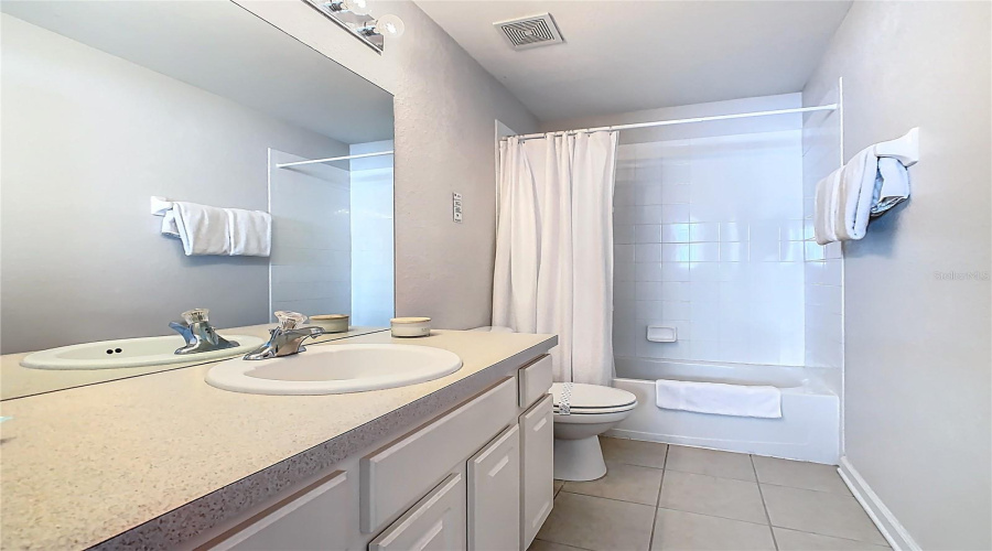 KISSIMMEE, Florida 34747, 5 Bedrooms Bedrooms, ,5 BathroomsBathrooms,Residential,For Sale,DAULBY,0,MFRO6367961