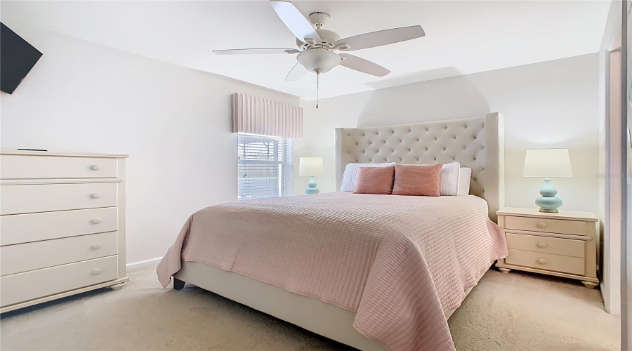 KISSIMMEE, Florida 34747, 5 Bedrooms Bedrooms, ,5 BathroomsBathrooms,Residential,For Sale,DAULBY,0,MFRO6367961