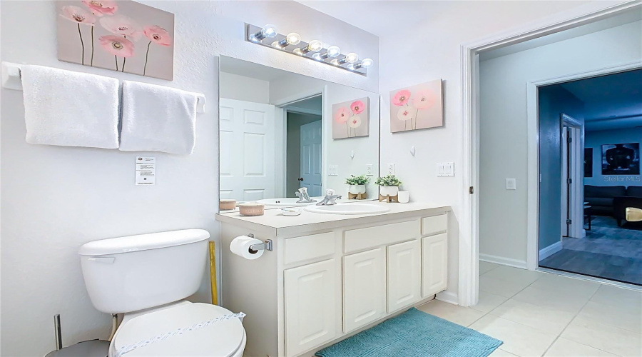 KISSIMMEE, Florida 34747, 5 Bedrooms Bedrooms, ,5 BathroomsBathrooms,Residential,For Sale,DAULBY,0,MFRO6367961