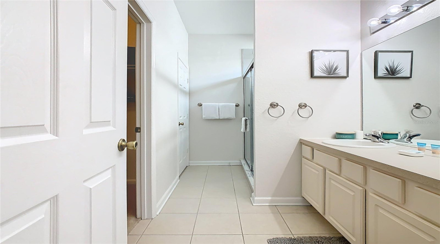 KISSIMMEE, Florida 34747, 5 Bedrooms Bedrooms, ,5 BathroomsBathrooms,Residential,For Sale,DAULBY,0,MFRO6367961