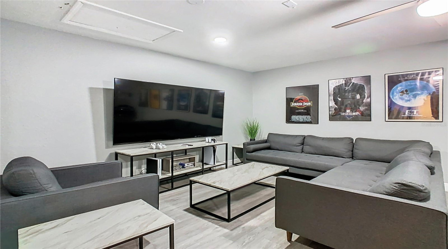 KISSIMMEE, Florida 34747, 5 Bedrooms Bedrooms, ,5 BathroomsBathrooms,Residential,For Sale,DAULBY,0,MFRO6367961