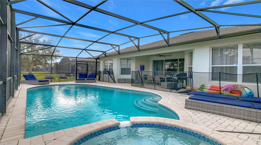 KISSIMMEE, Florida 34747, 5 Bedrooms Bedrooms, ,5 BathroomsBathrooms,Residential,For Sale,DAULBY,0,MFRO6367961