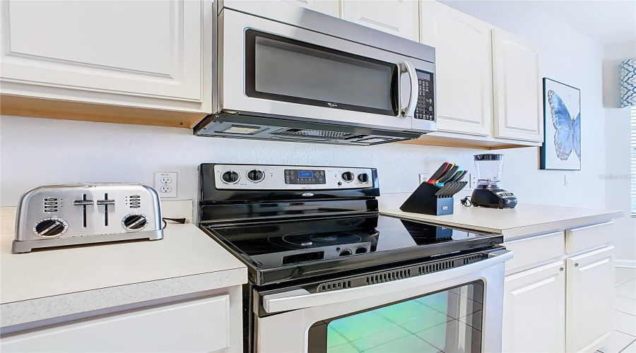 KISSIMMEE, Florida 34747, 5 Bedrooms Bedrooms, ,5 BathroomsBathrooms,Residential,For Sale,DAULBY,0,MFRO6367961