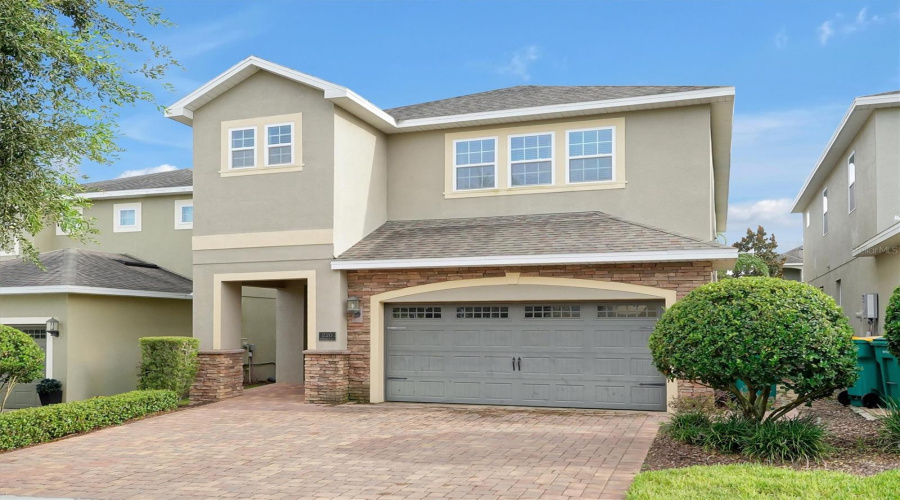 KISSIMMEE, Florida 34747, 6 Bedrooms Bedrooms, ,6 BathroomsBathrooms,Residential,For Sale,PENDANT,0,MFRW7881495