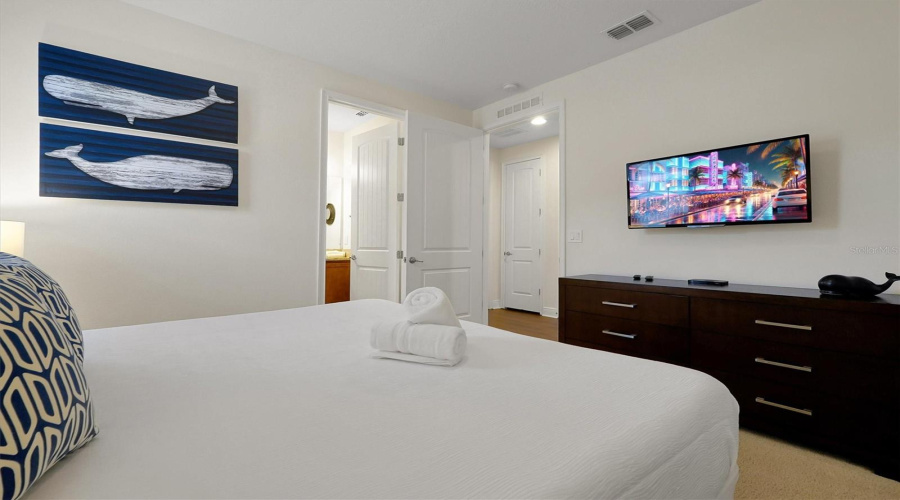 KISSIMMEE, Florida 34747, 6 Bedrooms Bedrooms, ,6 BathroomsBathrooms,Residential,For Sale,PENDANT,0,MFRW7881495