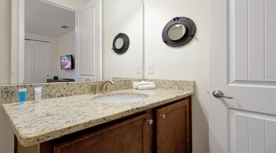 KISSIMMEE, Florida 34747, 6 Bedrooms Bedrooms, ,6 BathroomsBathrooms,Residential,For Sale,PENDANT,0,MFRW7881495