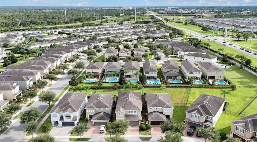 KISSIMMEE, Florida 34747, 6 Bedrooms Bedrooms, ,6 BathroomsBathrooms,Residential,For Sale,PENDANT,0,MFRW7881495