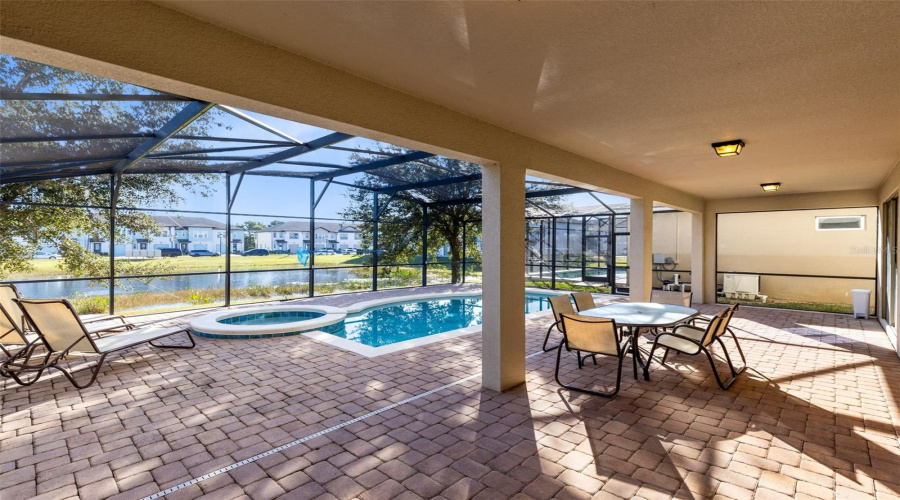 DAVENPORT, Florida 33896, 7 Bedrooms Bedrooms, ,6 BathroomsBathrooms,Residential,For Sale,YORKSHIRE,0,MFRO6366867