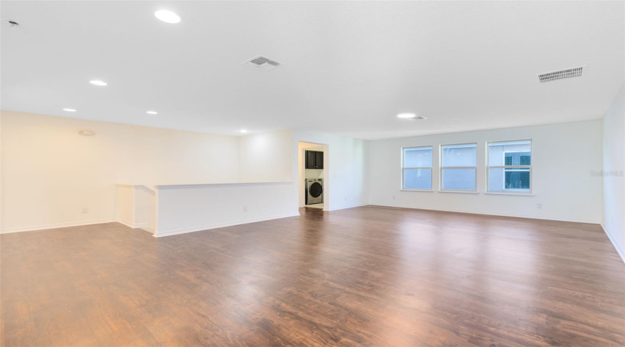 DAVENPORT, Florida 33896, 7 Bedrooms Bedrooms, ,6 BathroomsBathrooms,Residential,For Sale,YORKSHIRE,0,MFRO6366867