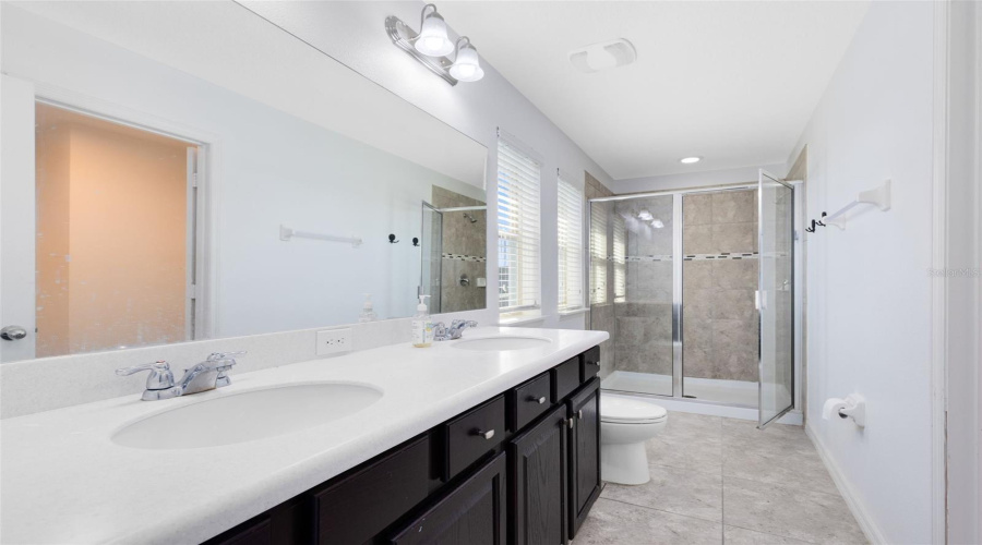 DAVENPORT, Florida 33896, 7 Bedrooms Bedrooms, ,6 BathroomsBathrooms,Residential,For Sale,YORKSHIRE,0,MFRO6366867