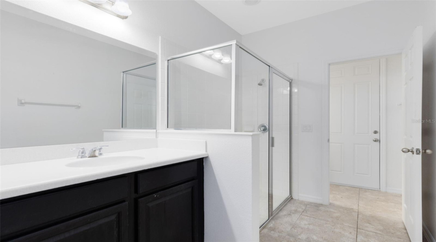 DAVENPORT, Florida 33896, 7 Bedrooms Bedrooms, ,6 BathroomsBathrooms,Residential,For Sale,YORKSHIRE,0,MFRO6366867