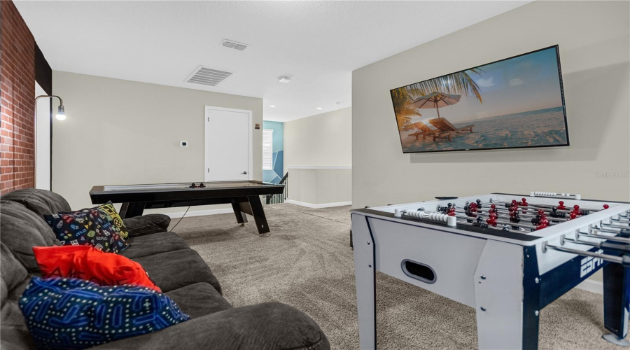 DAVENPORT, Florida 33896, 6 Bedrooms Bedrooms, ,5 BathroomsBathrooms,Residential,For Sale,CABOT CLIFFS,0,MFRO6358347