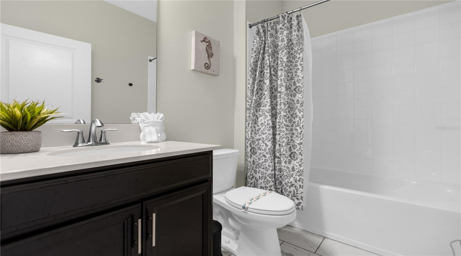 DAVENPORT, Florida 33896, 6 Bedrooms Bedrooms, ,5 BathroomsBathrooms,Residential,For Sale,CABOT CLIFFS,0,MFRO6358347