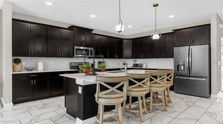 DAVENPORT, Florida 33896, 6 Bedrooms Bedrooms, ,5 BathroomsBathrooms,Residential,For Sale,CABOT CLIFFS,0,MFRO6358347