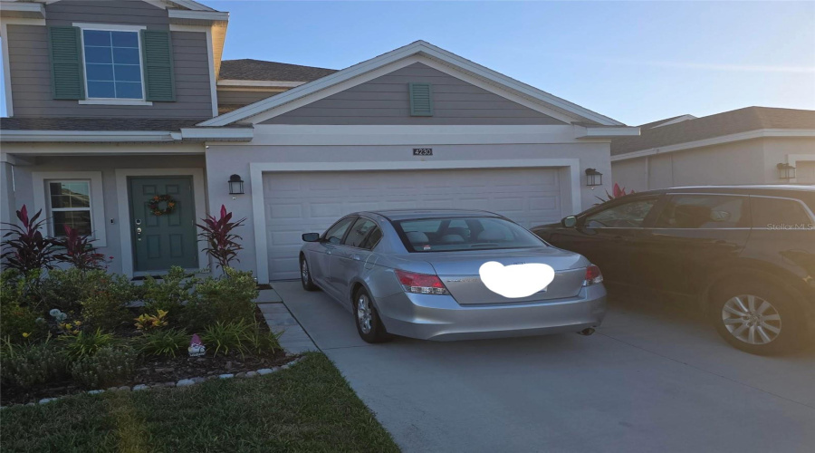 KISSIMMEE, Florida 34746, 5 Bedrooms Bedrooms, ,2 BathroomsBathrooms,Residential,For Sale,PEBBLES THROW,0,MFRO6367694