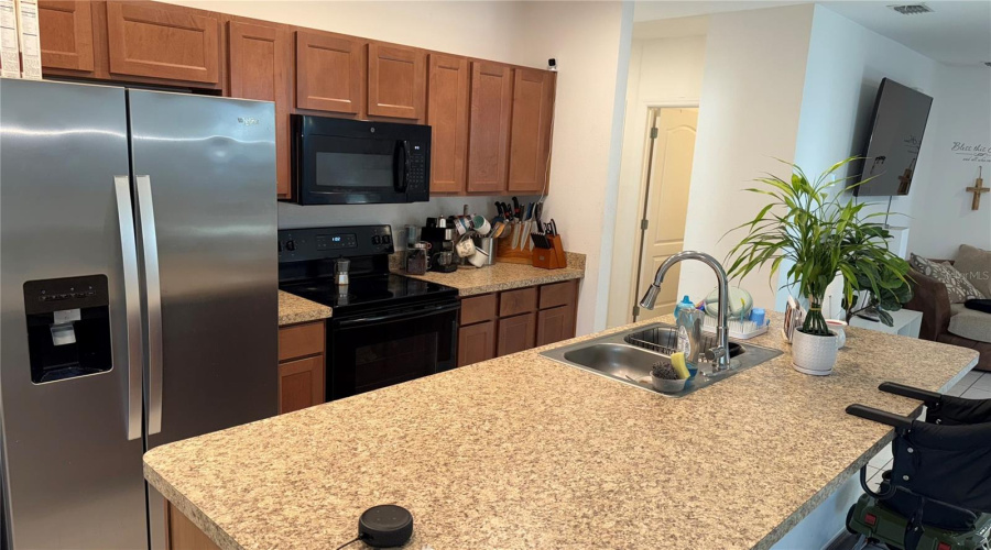 KISSIMMEE, Florida 34746, 3 Bedrooms Bedrooms, ,2 BathroomsBathrooms,Residential,For Sale,DESERT ROSE,0,MFRS5140402