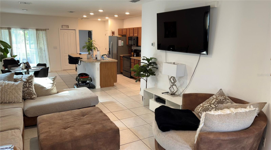 KISSIMMEE, Florida 34746, 3 Bedrooms Bedrooms, ,2 BathroomsBathrooms,Residential,For Sale,DESERT ROSE,0,MFRS5140402