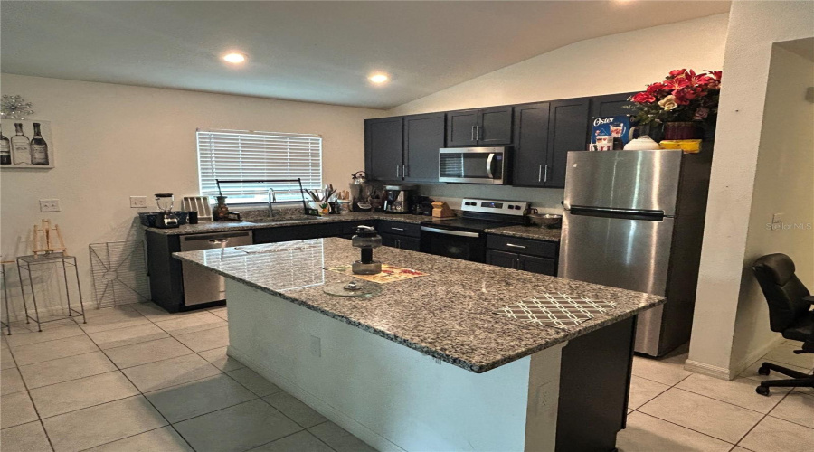 KISSIMMEE, Florida 34746, 3 Bedrooms Bedrooms, ,2 BathroomsBathrooms,Residential,For Sale,CASABLANCA,0,MFRO6350700