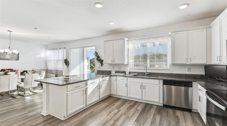 DAVENPORT, Florida 33837, 4 Bedrooms Bedrooms, ,2 BathroomsBathrooms,Residential,For Sale,PRESERVE POINTE,0,MFRO6368211