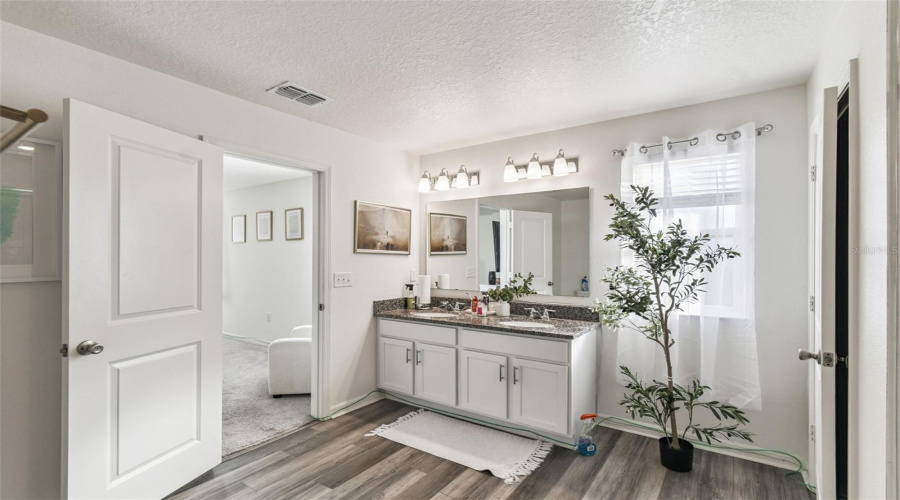 DAVENPORT, Florida 33837, 4 Bedrooms Bedrooms, ,2 BathroomsBathrooms,Residential,For Sale,PRESERVE POINTE,0,MFRO6368211