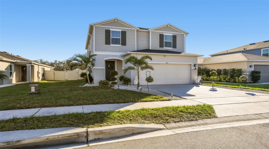 DAVENPORT, Florida 33837, 4 Bedrooms Bedrooms, ,2 BathroomsBathrooms,Residential,For Sale,PRESERVE POINTE,0,MFRO6368211