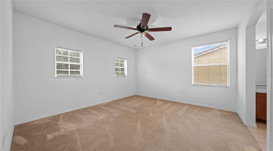 KISSIMMEE, Florida 34746, 3 Bedrooms Bedrooms, ,2 BathroomsBathrooms,Residential,For Sale,SILVER FIN,0,MFRS5140155