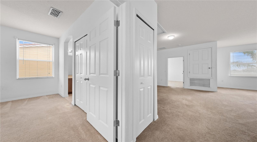 KISSIMMEE, Florida 34746, 3 Bedrooms Bedrooms, ,2 BathroomsBathrooms,Residential,For Sale,SILVER FIN,0,MFRS5140155