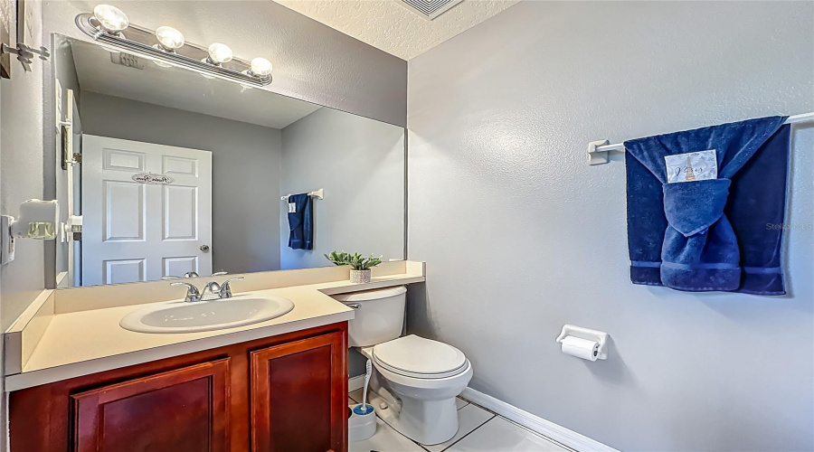 KISSIMMEE, Florida 34746, 4 Bedrooms Bedrooms, ,2 BathroomsBathrooms,Residential,For Sale,THE OAKS,0,MFRO6319826