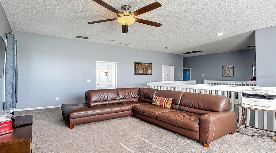 KISSIMMEE, Florida 34746, 4 Bedrooms Bedrooms, ,2 BathroomsBathrooms,Residential,For Sale,THE OAKS,0,MFRO6319826