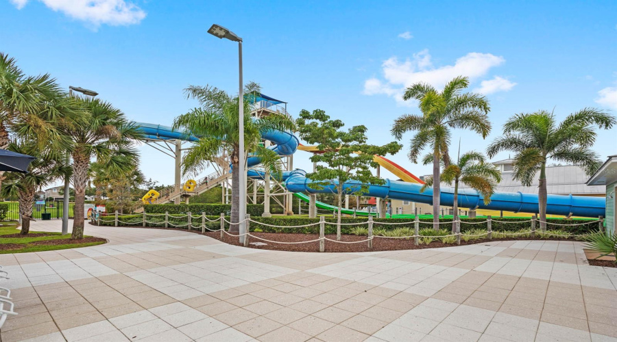 KISSIMMEE, Florida 34747, 5 Bedrooms Bedrooms, ,4 BathroomsBathrooms,Residential,For Sale,SOUTHFIELD,0,MFRO6271952