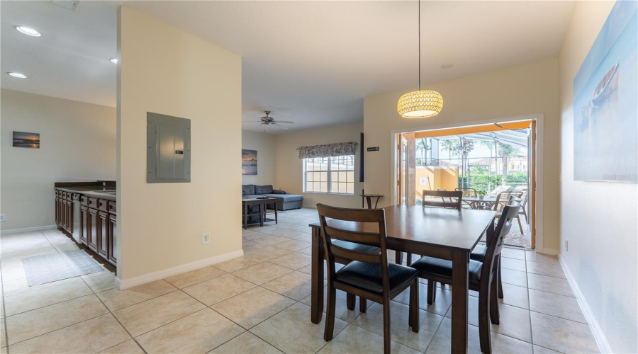 KISSIMMEE, Florida 34747, 4 Bedrooms Bedrooms, ,3 BathroomsBathrooms,Residential,For Sale,MAJESTY PALM,0,MFRO6368524