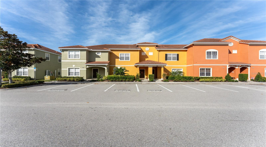 KISSIMMEE, Florida 34747, 4 Bedrooms Bedrooms, ,3 BathroomsBathrooms,Residential,For Sale,MAJESTY PALM,0,MFRO6368524