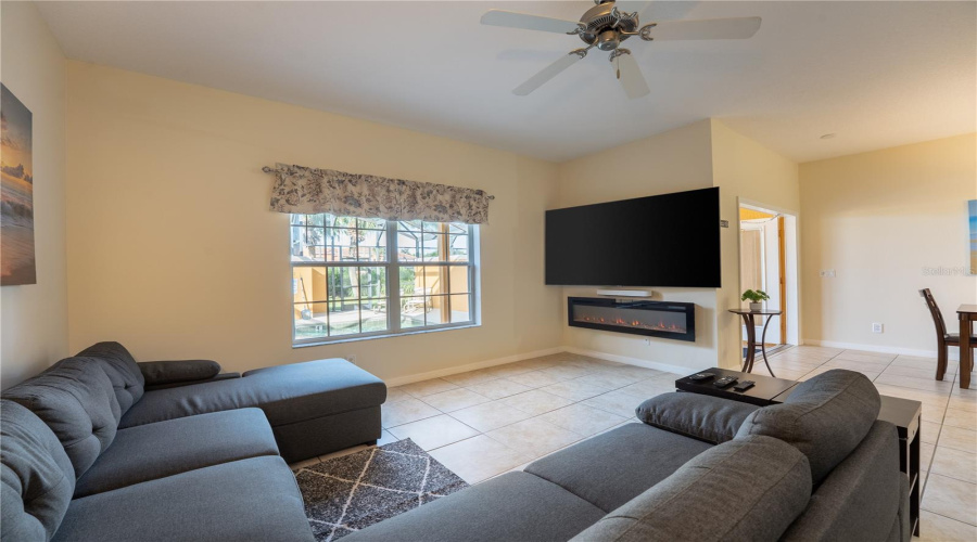 KISSIMMEE, Florida 34747, 4 Bedrooms Bedrooms, ,3 BathroomsBathrooms,Residential,For Sale,MAJESTY PALM,0,MFRO6368524