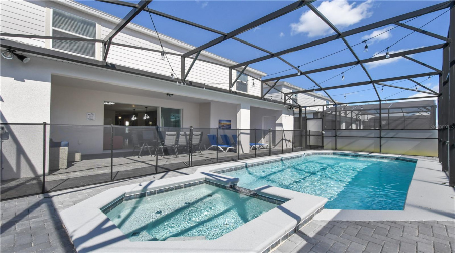 DAVENPORT, Florida 33897, 10 Bedrooms Bedrooms, ,8 BathroomsBathrooms,Residential,For Sale,LANA,0,MFRO6280282