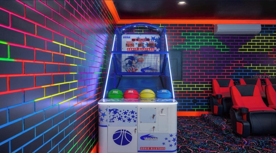 REUNION, Florida 34747, 5 Bedrooms Bedrooms, ,5 BathroomsBathrooms,Residential,For Sale,GOLDEN BEAR,0,MFRO6368073