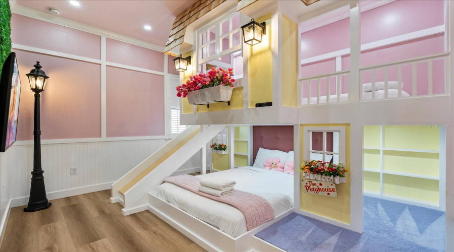 REUNION, Florida 34747, 5 Bedrooms Bedrooms, ,5 BathroomsBathrooms,Residential,For Sale,GOLDEN BEAR,0,MFRO6368073