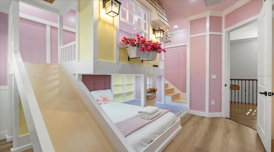 REUNION, Florida 34747, 5 Bedrooms Bedrooms, ,5 BathroomsBathrooms,Residential,For Sale,GOLDEN BEAR,0,MFRO6368073