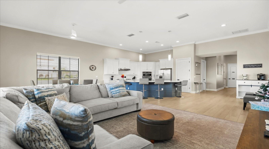 REUNION, Florida 34747, 5 Bedrooms Bedrooms, ,5 BathroomsBathrooms,Residential,For Sale,GOLDEN BEAR,0,MFRO6368073