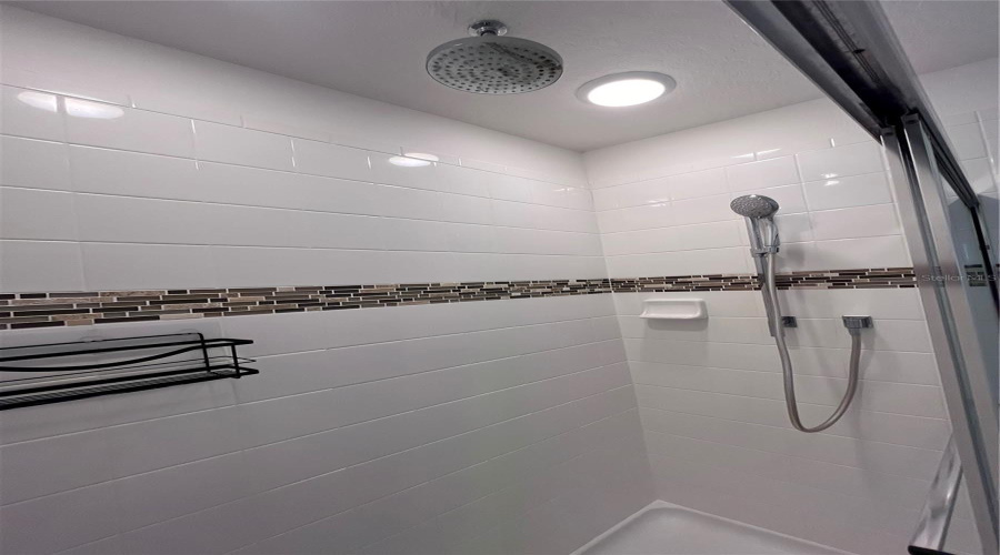 DAVENPORT, Florida 33837, 3 Bedrooms Bedrooms, ,2 BathroomsBathrooms,Residential,For Sale,ANNABELLE,0,MFRO6367840