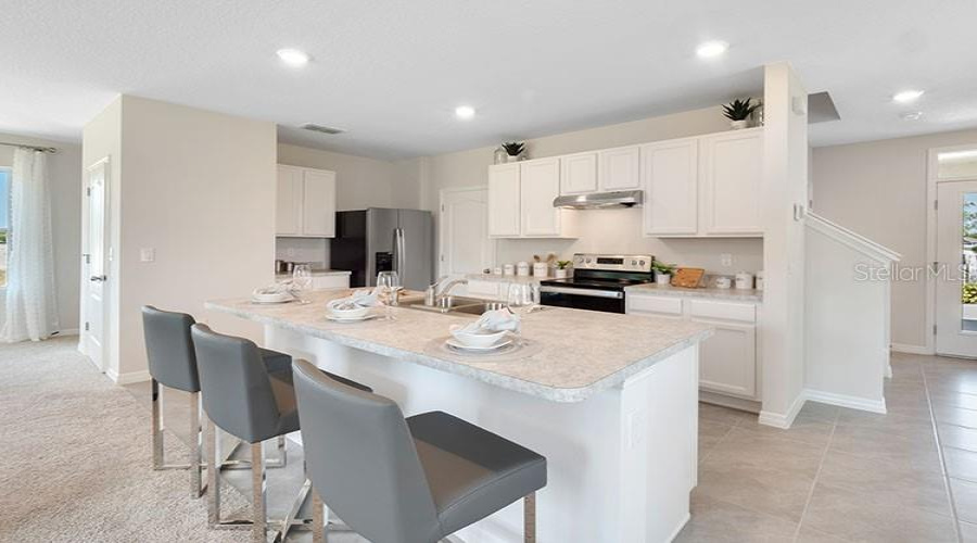 DAVENPORT, Florida 33837, 4 Bedrooms Bedrooms, ,2 BathroomsBathrooms,Residential,For Sale,MOLERA BEACH,0,MFRO6368461