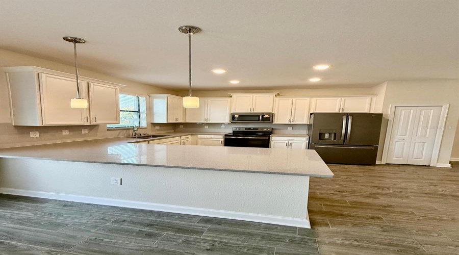 DAVENPORT, Florida 33896, 3 Bedrooms Bedrooms, ,2 BathroomsBathrooms,Residential,For Sale,PAYNE STEWART,0,MFRO6368371